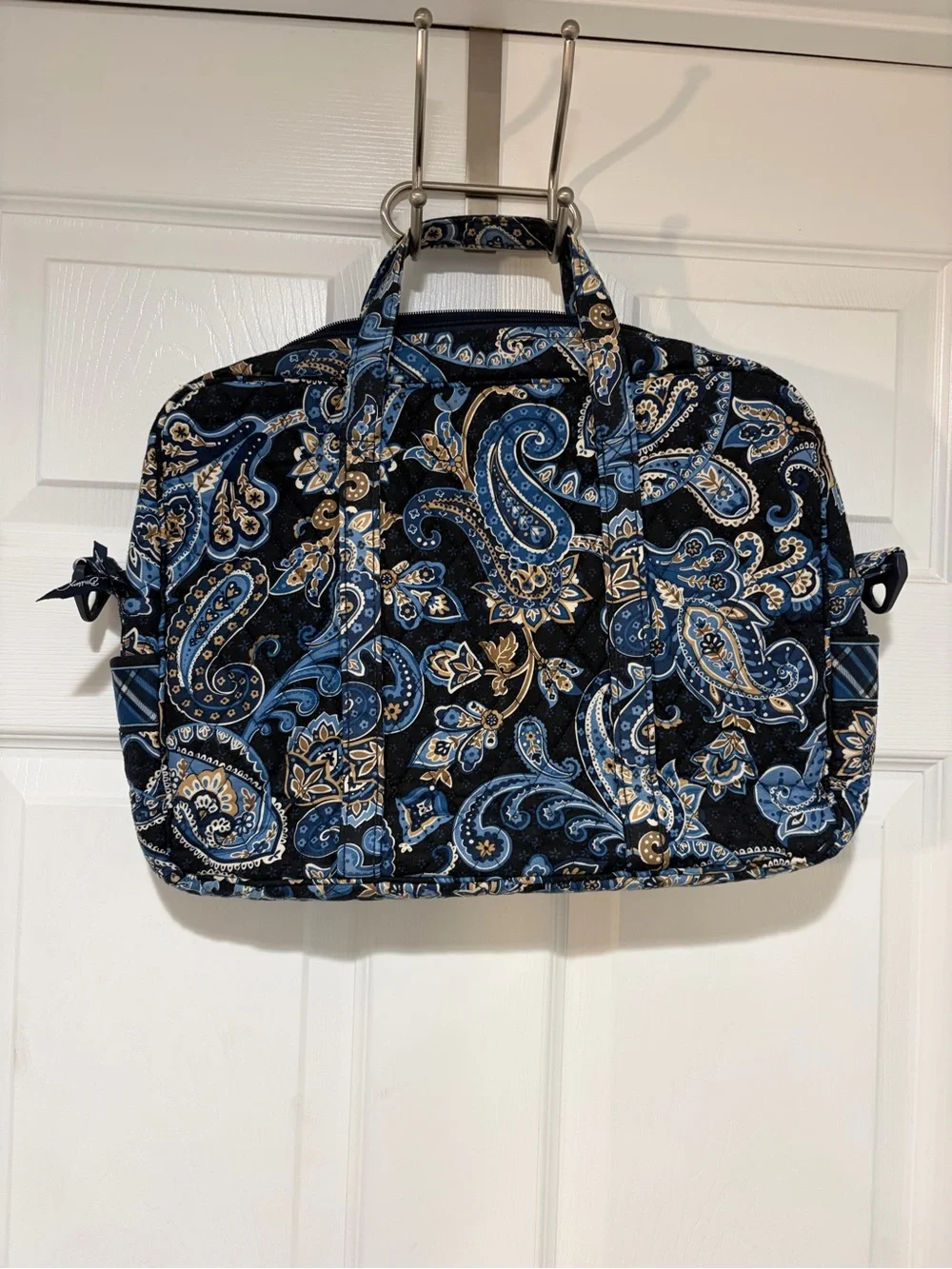 VERA BRADLEY Quilted Laptop Messenger Bag in Retired Windsor Navy *no strap*